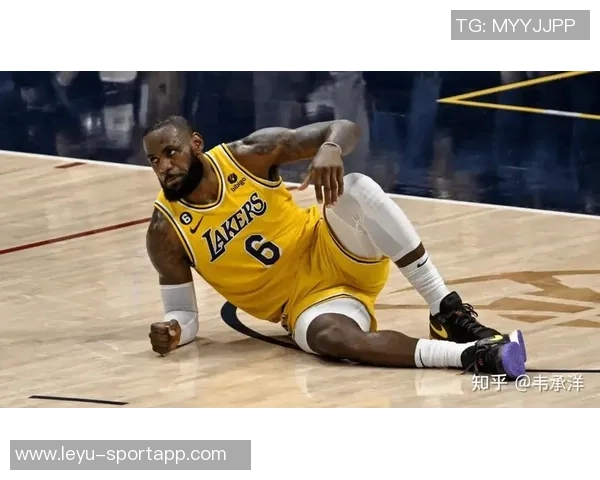 詹姆斯复出后展现顶级发牌能力场均10助攻仅15次失误引发热议 詹姆斯复出后展现顶级发牌能力场均10助攻仅15次失误引发热议