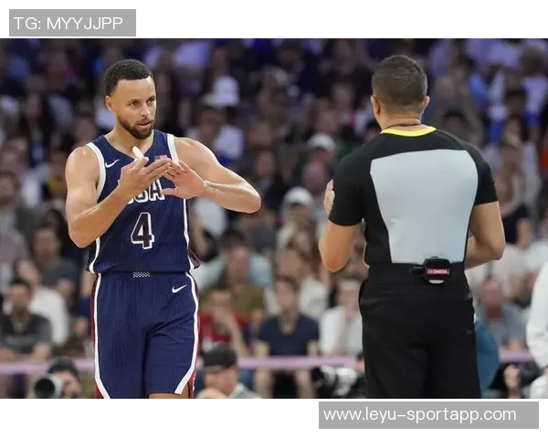 库里分享热身习惯不戴耳机以提升在喧闹环境中的专注力