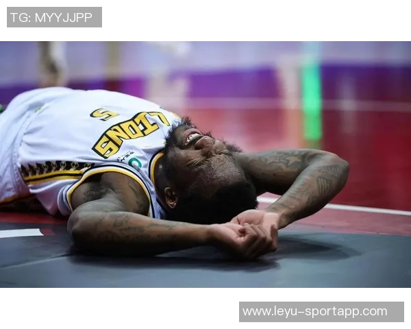 独行侠计划寻求专家评估浓眉手部伤势以确定恢复方案