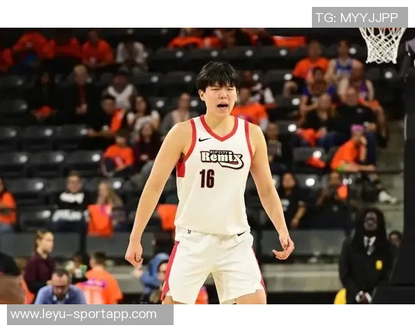 杨瀚森21分9板3帽表现惊艳网友称其为未来篮球明星快召回他！