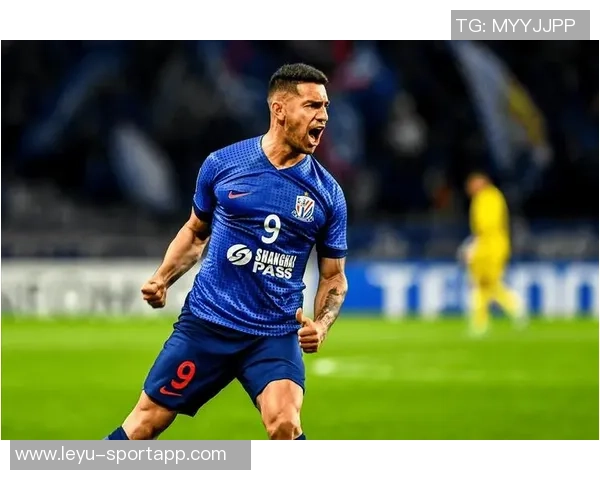 申花八次射门无果与蔚山战平阿苏埃错失单刀争议判罚引热议